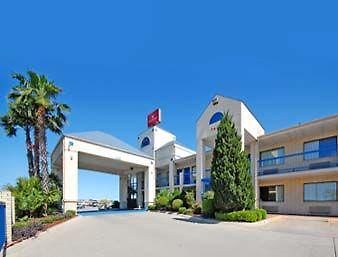 Ramada By Wyndham San Antonio Near Seaworld Hotel Buitenkant foto